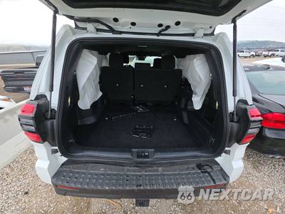 2025 Toyota 4Runner TRD Sport - zdjęcie 16 z 18 - miniatura