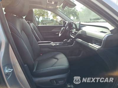 2025 Toyota Grand Highlander XLE - zdjęcie 8 z 27 - miniatura