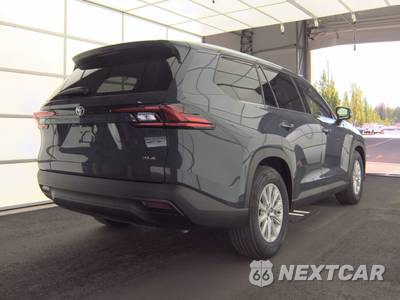2025 Toyota Grand Highlander XLE - zdjęcie 4 z 29 - miniatura
