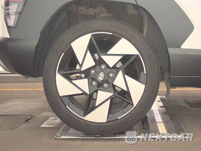 2024 Hyundai Kona Limited - zdjęcie 11 z 33 - miniatura