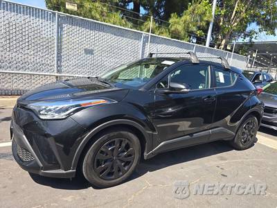 2020 Toyota C-HR LE - zdjęcie 1 z 22 - miniatura