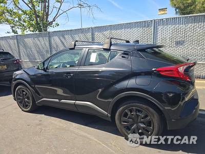 2020 Toyota C-HR LE - zdjęcie 6 z 22 - miniatura