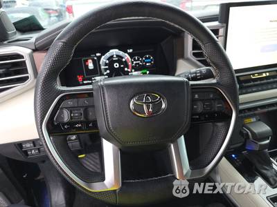 2024 Toyota Sequoia Capstone - zdjęcie 10 z 20 - miniatura