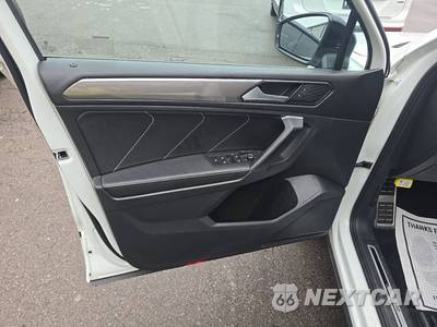 2023 Volkswagen Tiguan SE R-Line Black - zdjęcie 9 z 30 - miniatura