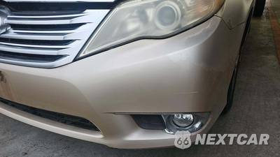 2011 Toyota Avalon Limited - zdjęcie 21 z 39 - miniatura