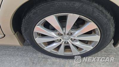 2011 Toyota Avalon Limited - zdjęcie 36 z 39 - miniatura