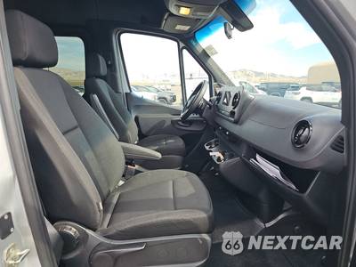 2024 Mercedes-Benz Sprinter 2500 Passenger Van 144.0" WB - zdjęcie 8 z 31 - miniatura