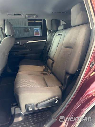 2017 Toyota Highlander LE - zdjęcie 6 z 7 - miniatura