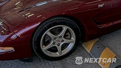 2003 Chevrolet Corvette Convertible - zdjęcie 7 z 26 - miniatura
