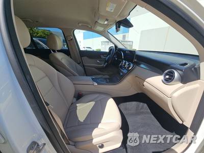 2021 Mercedes-Benz GLC 300 4MATIC - zdjęcie 8 z 24 - miniatura