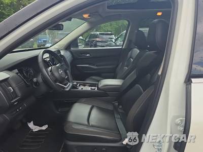 2023 Nissan Pathfinder SL - zdjęcie 11 z 27 - miniatura