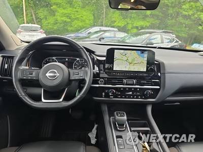 2023 Nissan Pathfinder SL - zdjęcie 12 z 27 - miniatura