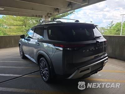 2023 Nissan Pathfinder SL - zdjęcie 7 z 27 - miniatura