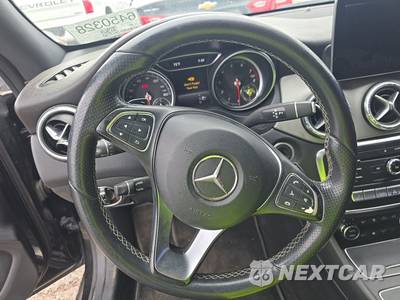 2018 Mercedes-Benz CLA 250 - zdjęcie 10 z 18 - miniatura