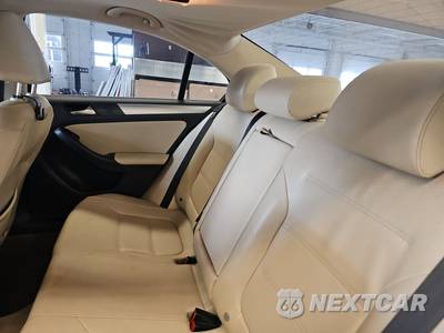 2011 Volkswagen Jetta Highline - zdjęcie 13 z 31 - miniatura