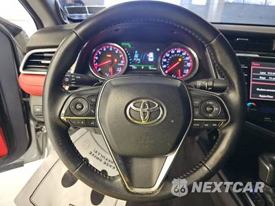 2018 Toyota Camry XSE - zdjęcie 10 z 26 - miniatura