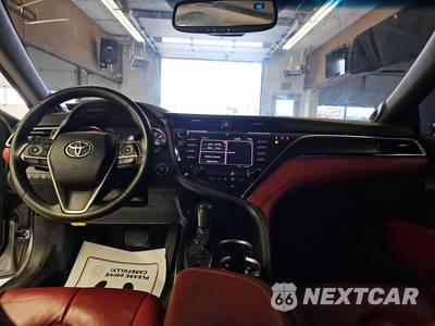 2018 Toyota Camry XSE - zdjęcie 11 z 26 - miniatura