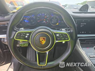 2018 Porsche Panamera - zdjęcie 10 z 24 - miniatura
