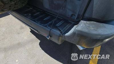 2008 Toyota FJ Cruiser w/Rear Doors - zdjęcie 31 z 37 - miniatura