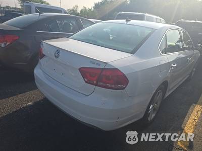 2013 Volkswagen Passat TDI SE w/Sunroof - zdjęcie 4 z 36 - miniatura