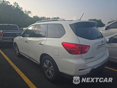 2018 Nissan Pathfinder SV - zdjęcie 6 z 29 - miniatura