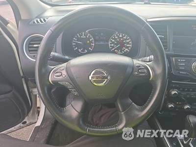 2018 Nissan Pathfinder SV - zdjęcie 10 z 29 - miniatura