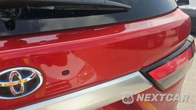 2023 Toyota Sequoia Capstone - zdjęcie 26 z 29 - miniatura
