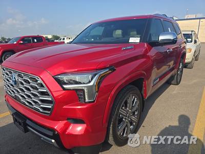 2023 Toyota Sequoia Capstone - zdjęcie 1 z 29 - miniatura