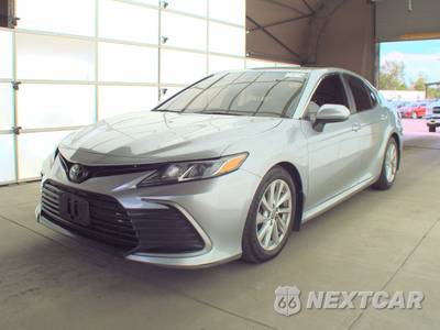 2023 Toyota Camry LE - zdjęcie 1 z 38 - miniatura