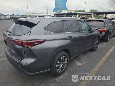 2024 Toyota Highlander XLE - zdjęcie 4 z 26 - miniatura