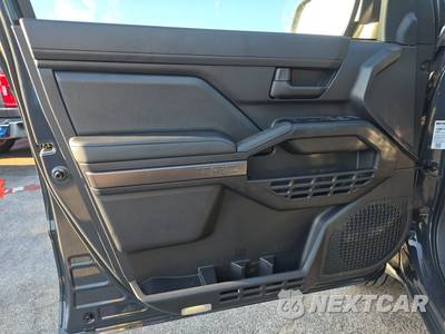 2026 Toyota 4Runner TRD Sport - zdjęcie 9 z 20 - miniatura
