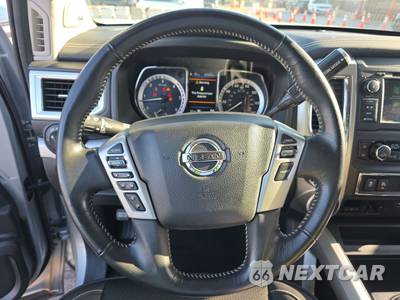 2019 Nissan TITAN XD PRO-4X Crew Cab Medium Bed - zdjęcie 10 z 26 - miniatura