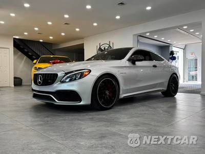 2017 Mercedes-Benz AMG C 63 S Coupe - zdjęcie 1 z 44 - miniatura