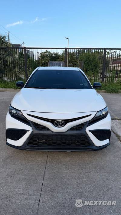2021 Toyota Camry SE Nightshade - zdjęcie 1 z 10 - miniatura