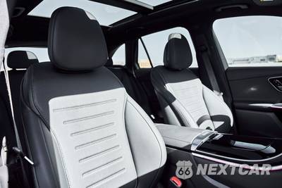 2026 Mercedes-Benz GLC 300 - zdjęcie 39 z 50 - miniatura