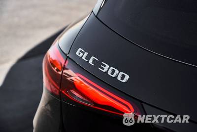 2026 Mercedes-Benz GLC 300 - zdjęcie 11 z 50 - miniatura