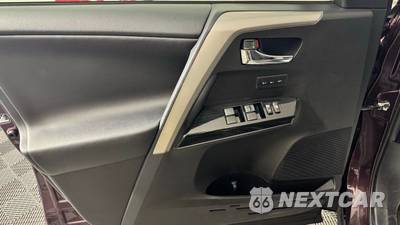 2016 Toyota RAV4 Limited - zdjęcie 12 z 37 - miniatura