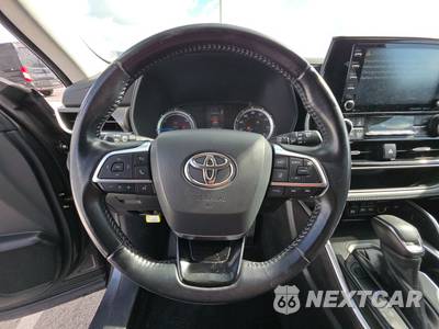 2021 Toyota Highlander Hybrid LE - zdjęcie 10 z 28 - miniatura