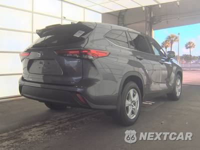 2021 Toyota Highlander Hybrid LE - zdjęcie 4 z 28 - miniatura