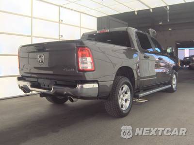 2023 Ram 1500 Big Horn Crew Cab Short Bed - zdjęcie 4 z 24 - miniatura