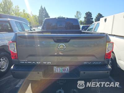 2019 Nissan TITAN XD SV Crew Cab Medium Bed - zdjęcie 5 z 43 - miniatura
