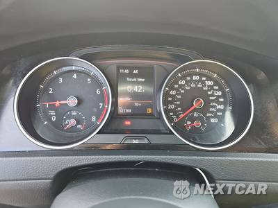 2017 Volkswagen Golf GTI SE Hatchback - zdjęcie 12 z 40 - miniatura