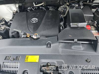2019 Toyota Highlander XLE - zdjęcie 16 z 25 - miniatura
