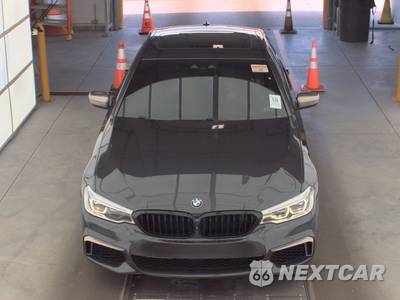 2020 BMW 5 Series Sedan M550i xDrive - zdjęcie 2 z 23 - miniatura