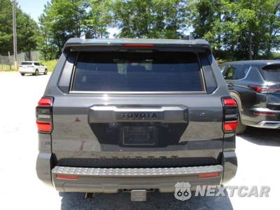 2025 Toyota 4Runner SR5 - zdjęcie 19 z 24 - miniatura