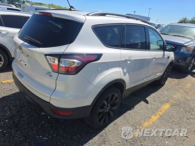 2018 Ford Escape SE - zdjęcie 4 z 35 - miniatura
