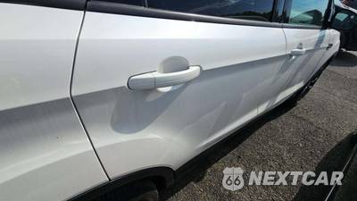 2018 Ford Escape SE - zdjęcie 19 z 35 - miniatura