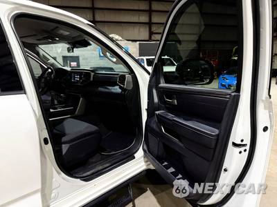 2023 Toyota Tundra SR5 Crew Cab Short Bed - zdjęcie 25 z 32 - miniatura