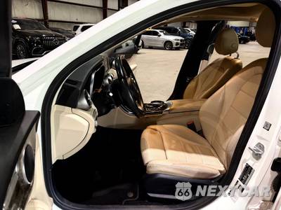 2016 Mercedes-Benz C 300 - zdjęcie 13 z 33 - miniatura