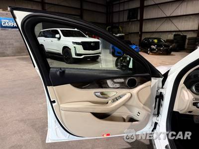 2016 Mercedes-Benz C 300 - zdjęcie 11 z 33 - miniatura